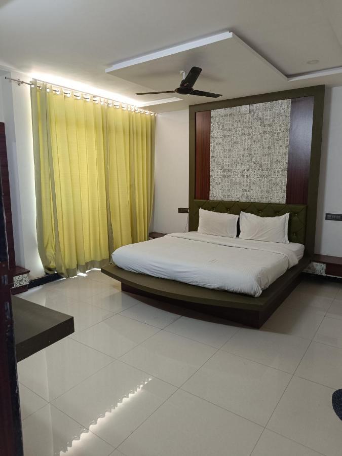 Hotel Laakhan By Ghumo Udaipur Esterno foto