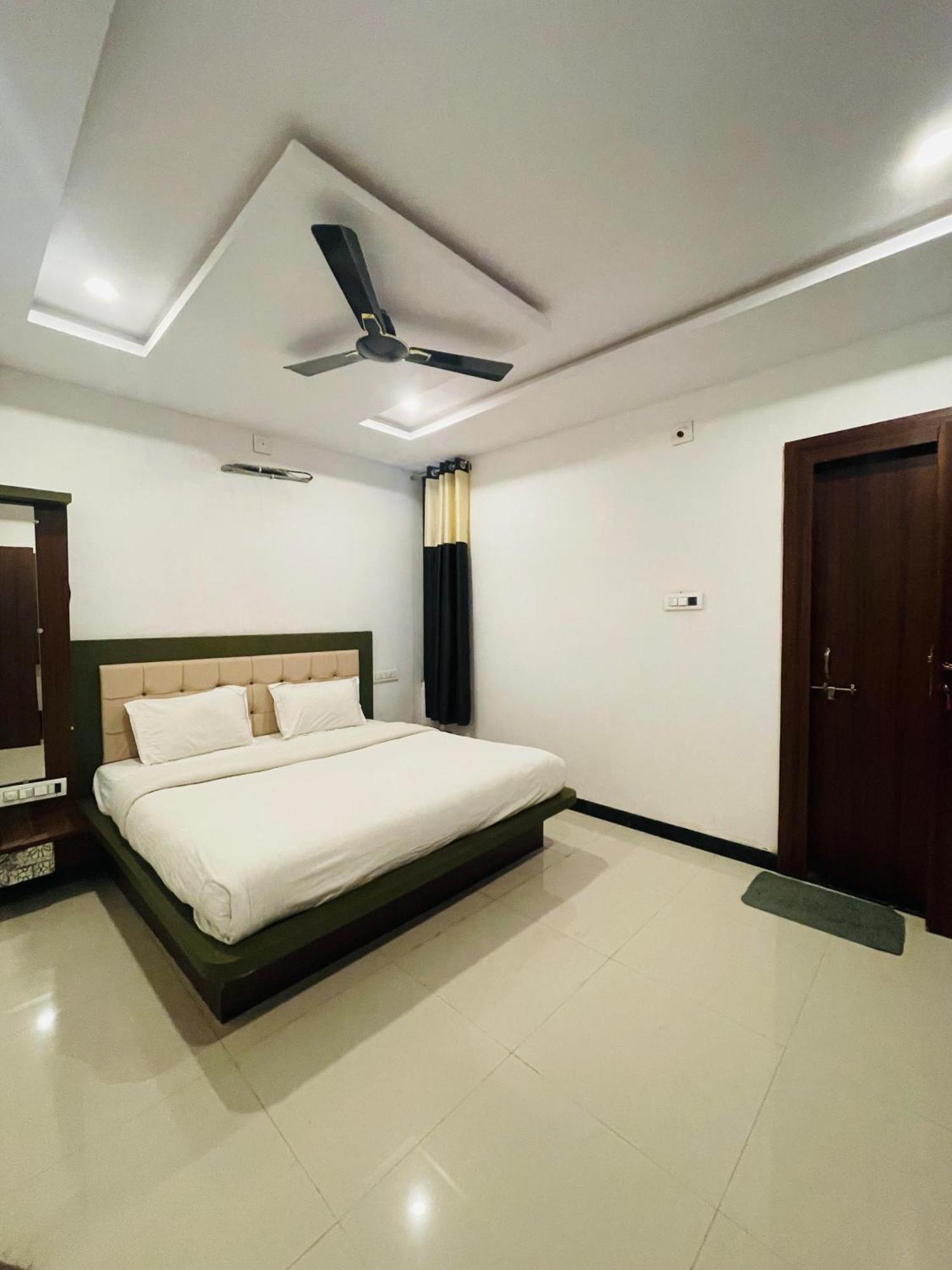 Hotel Laakhan By Ghumo Udaipur Esterno foto