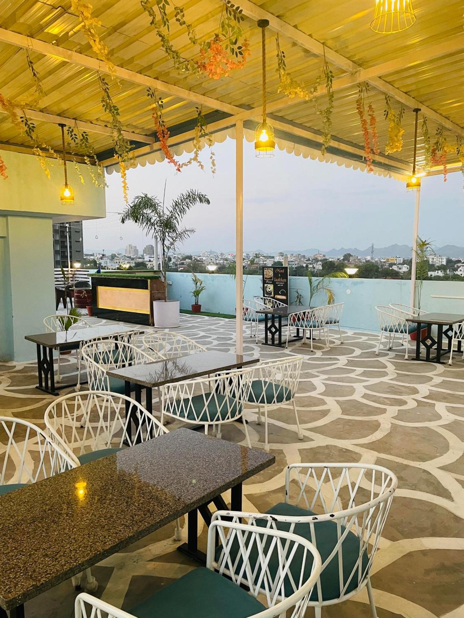 Hotel Laakhan By Ghumo Udaipur Esterno foto